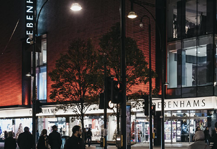 油价和卢布狂跌，再加上病毒不得不封城，俄面临经济崩溃的后果 